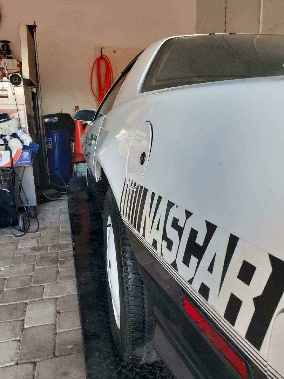 1983 Pontiac Firebird trans am 5.0l - photo 9