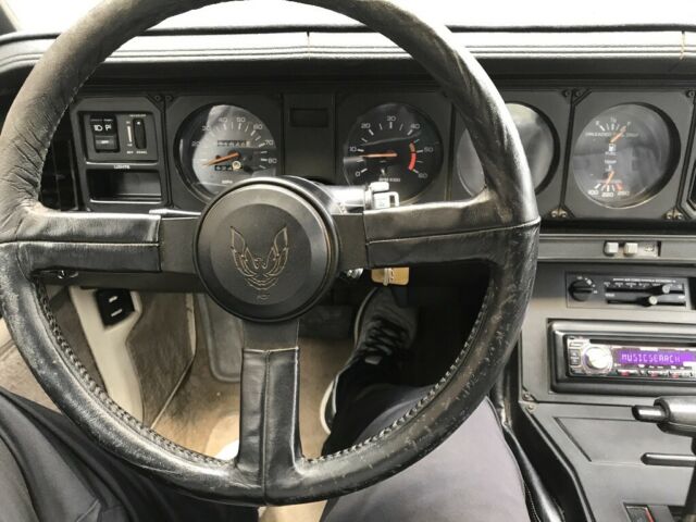 1983 Pontiac Trans Am Daytona 500 - photo 4