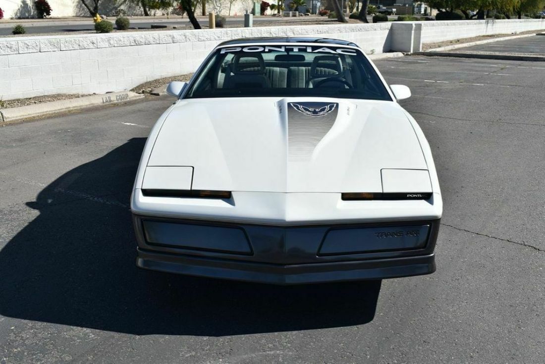 1983 Pontiac Trans Am - photo 10