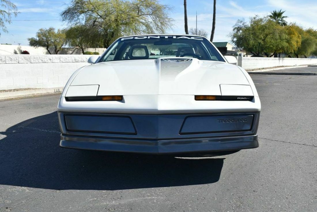1983 Pontiac Trans Am - photo 11