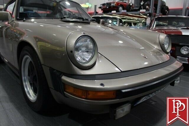 1983 Porsche 911 SC - photo 12