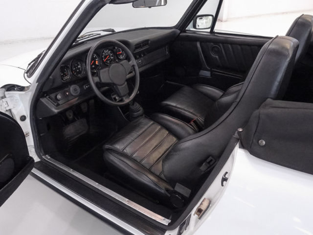 1983 Porsche 911 SC 3.0 Cabriolet - photo 6