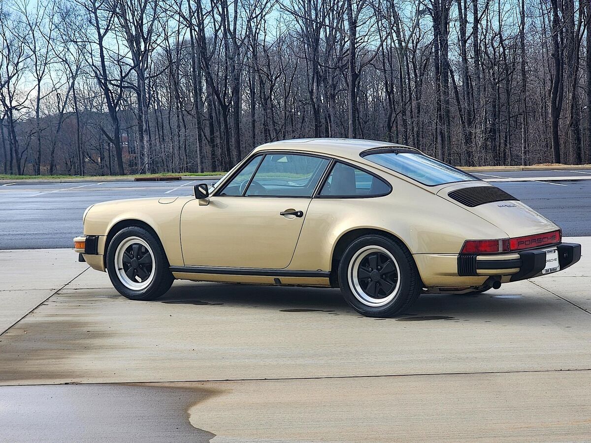 1983 Porsche 911 SC - photo 4