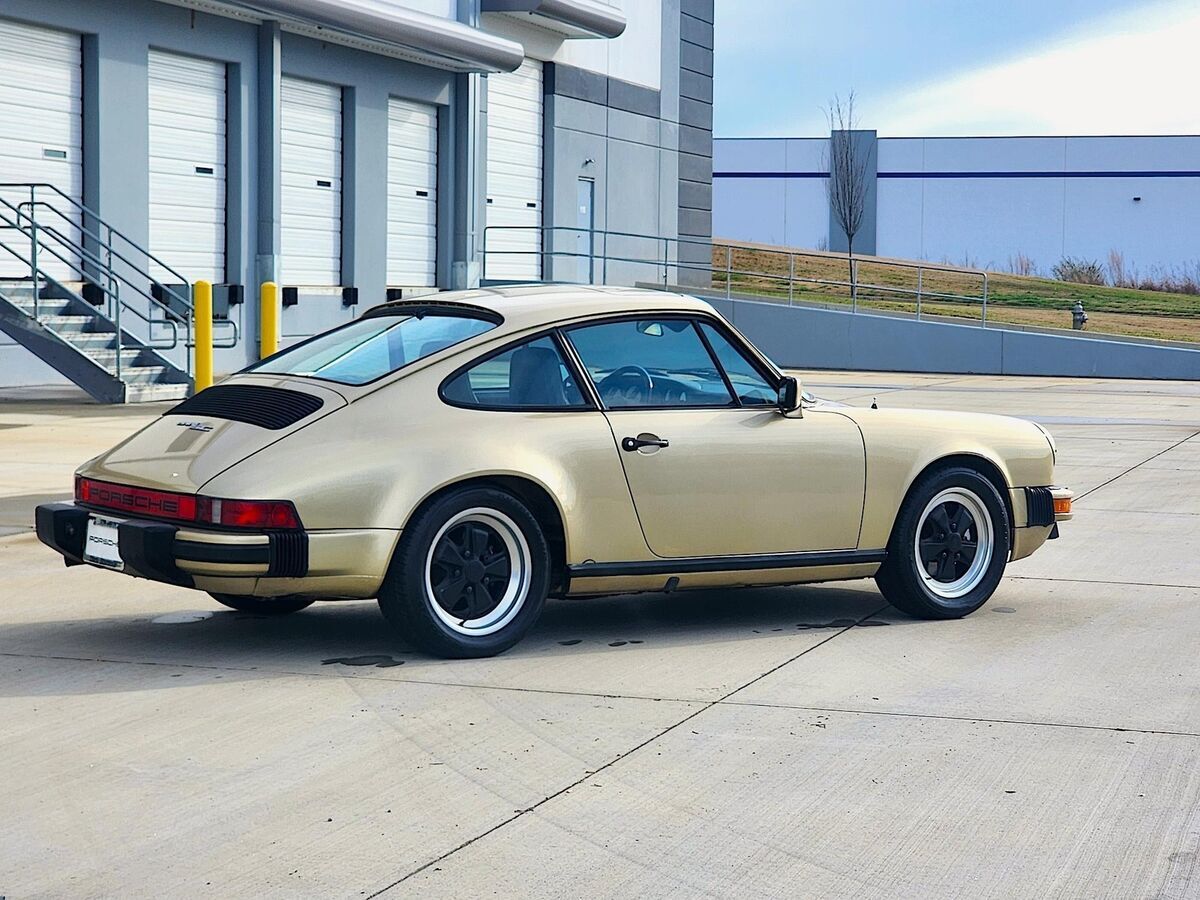 1983 Porsche 911 SC - photo 6