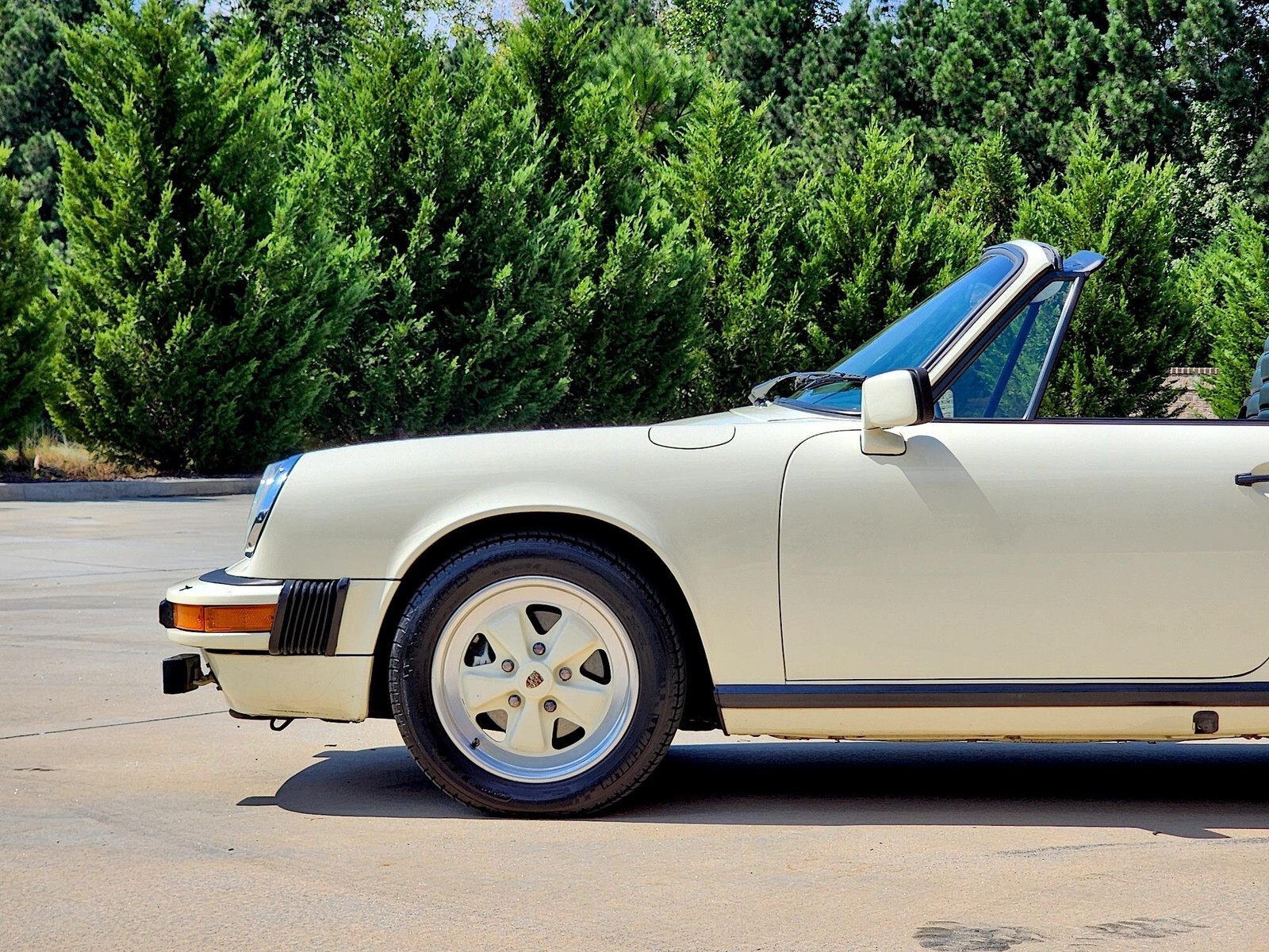 1983 Porsche 911 SC Cabriolet - photo 11