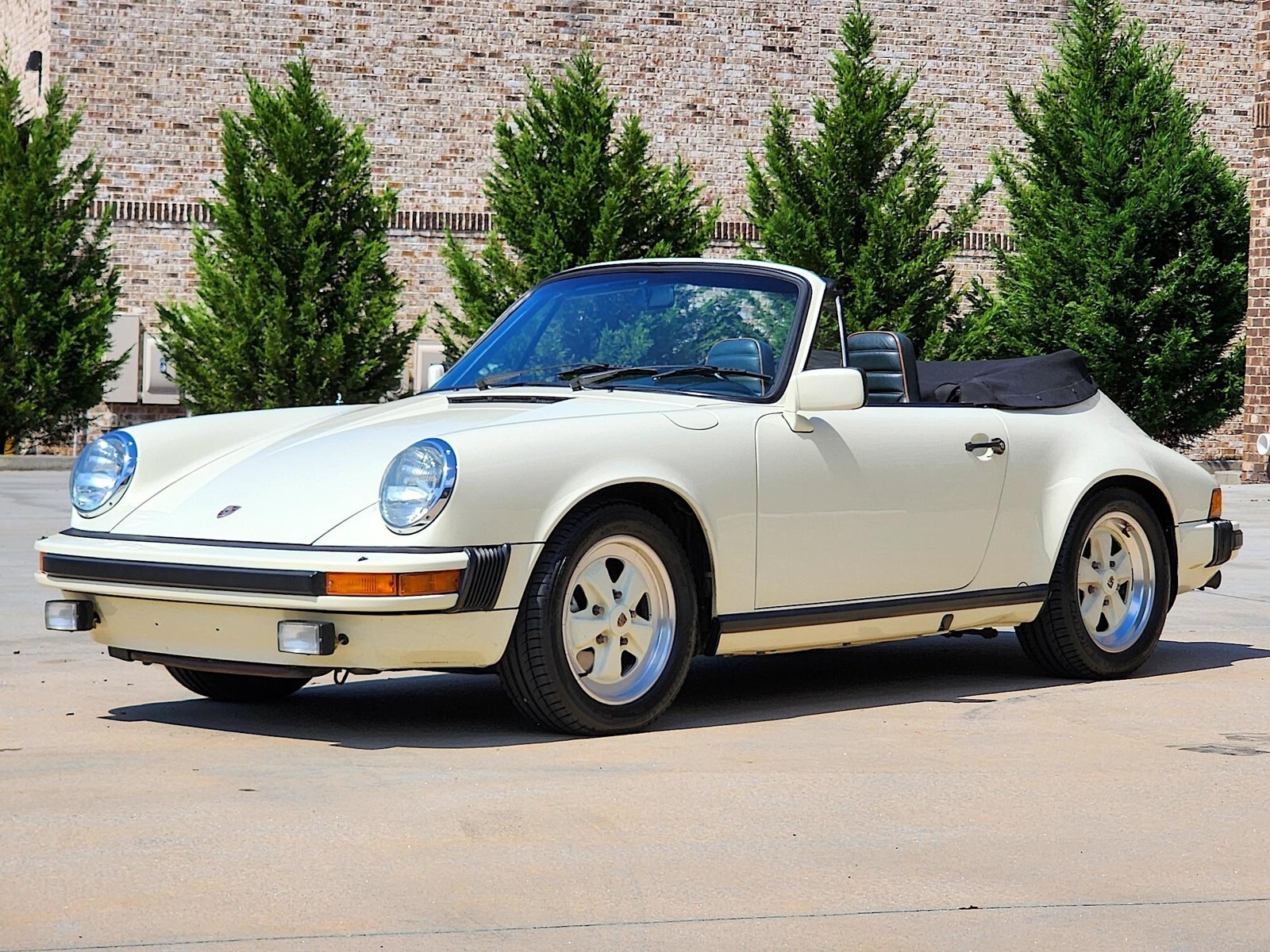 1983 Porsche 911 SC Cabriolet - photo 8