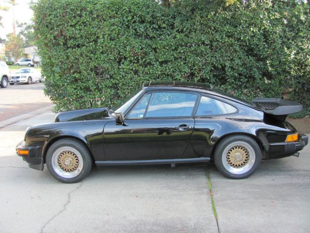 1983 PORSCHE 911 SC COUPE 1983 Porsche 911 COUPE
