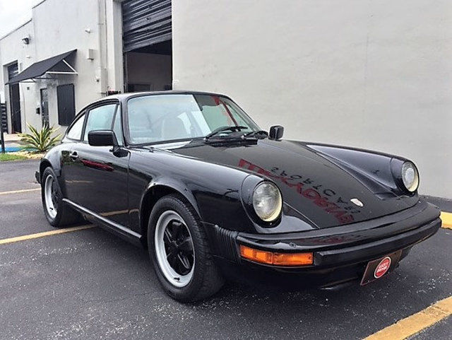 1983 Porsche 911 SC Coupe *75,000 Miles* 1983 Porsche 911 SC