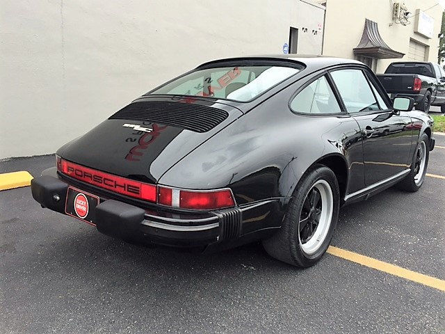 1983 Porsche 911 SC - photo 8
