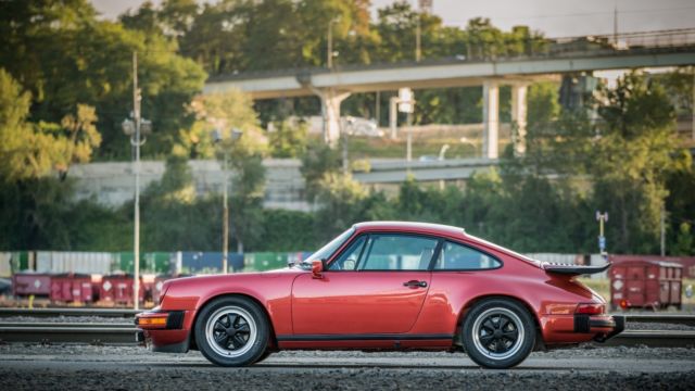 1983 Porsche 911 - photo 2