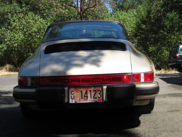 1983 Porsche 911 SC TARGA - photo 2