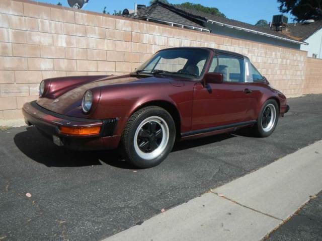 1983 Porsche 911SC Targa LOW RESERVE CAN SHIP 1983 Porsche 911 SC Convertible 2-Door