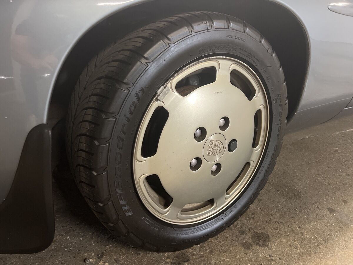 1983 Porsche 928 S - photo 10