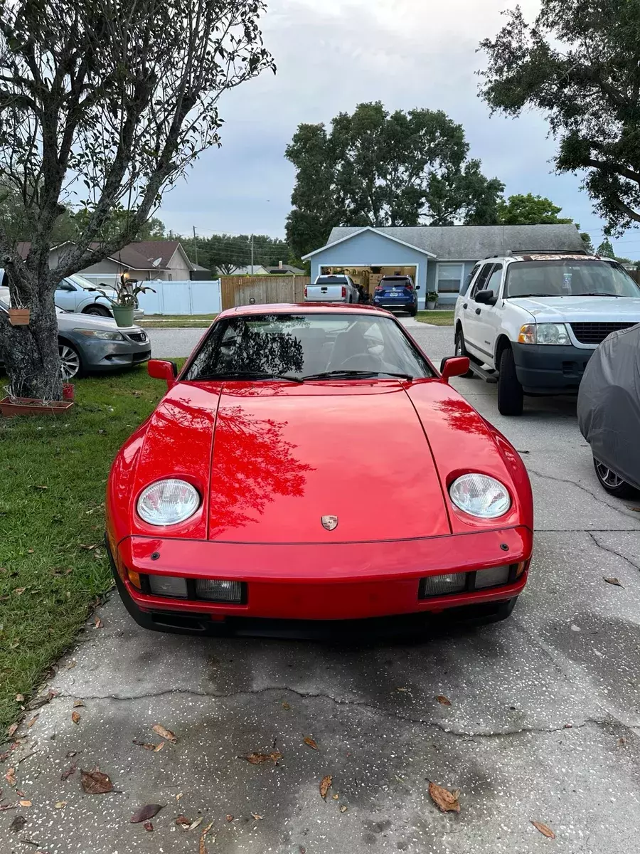 1983 Porsche 928 Red S 1983 Porsche 928 S