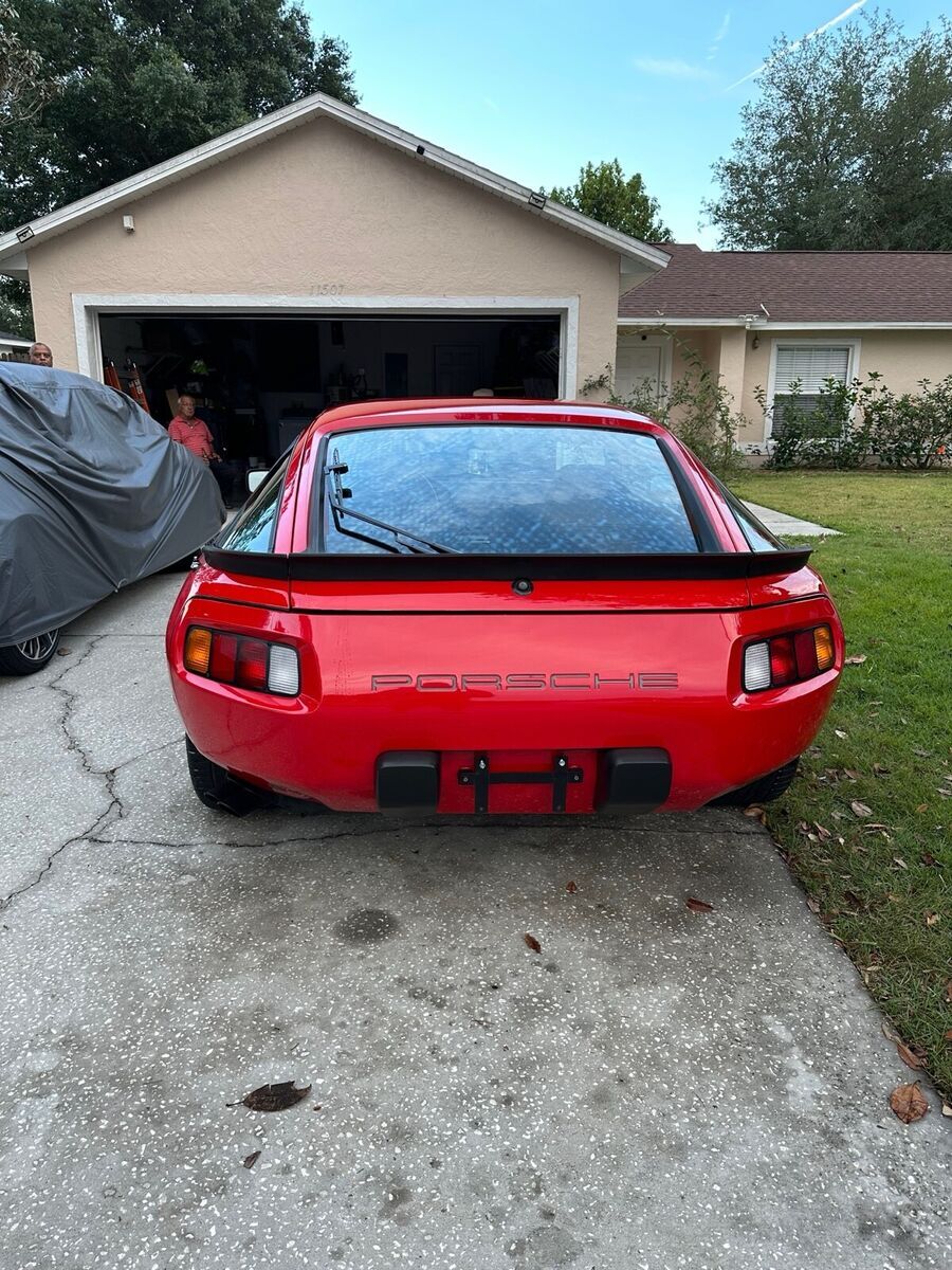 1983 Porsche 928 S - photo 5