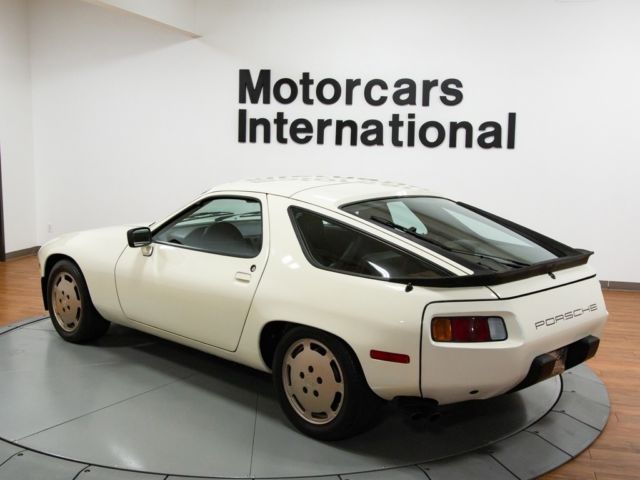 1983 Porsche 928 S 5-Speed - photo 6