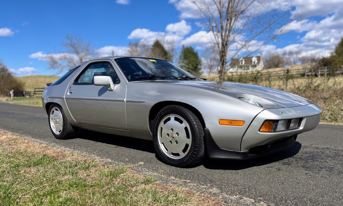 1983 Porsche 928 S - photo 9