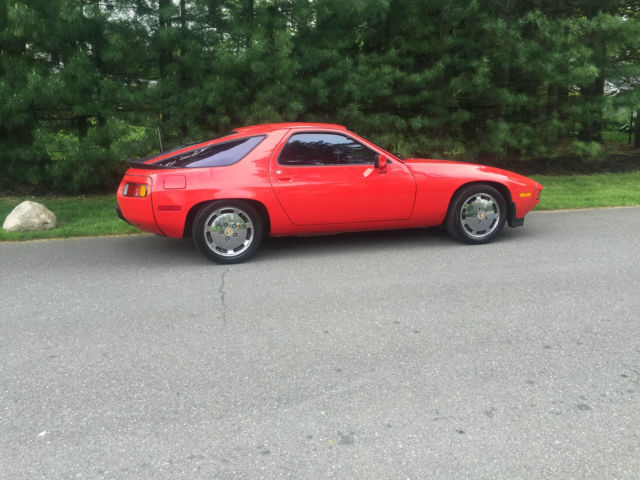 1983 Porsche 928 - photo 2
