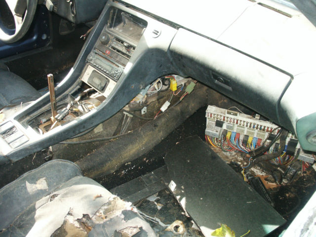 1983 Porsche 928 Black leather - photo 8