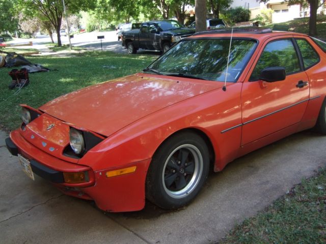 1983 porsche 944 2 door coupe 1983 Porsche 944