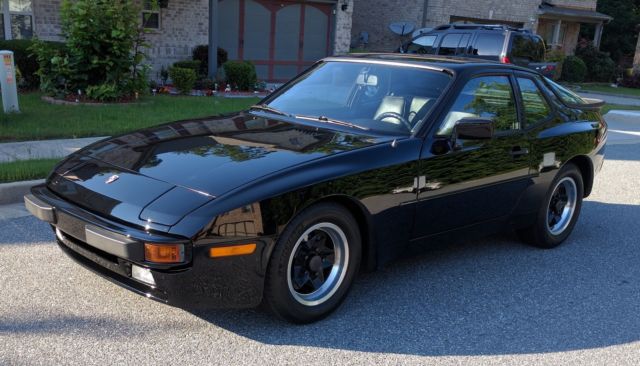 1983 Porsche 944 - photo 3