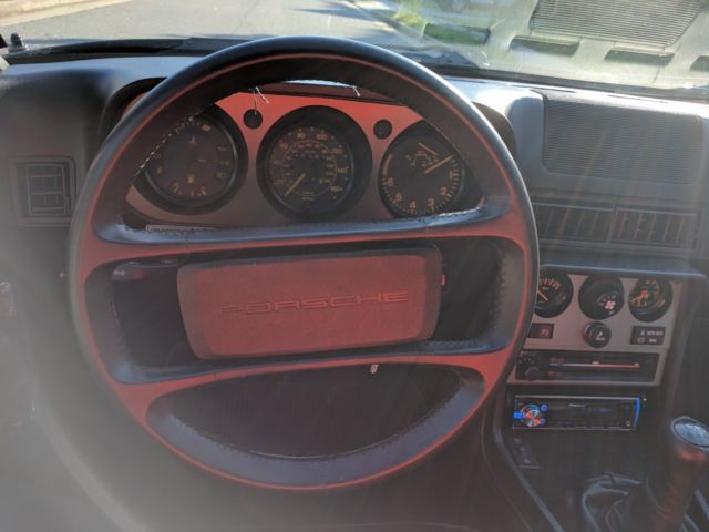 1983 Porsche 944 - photo 8