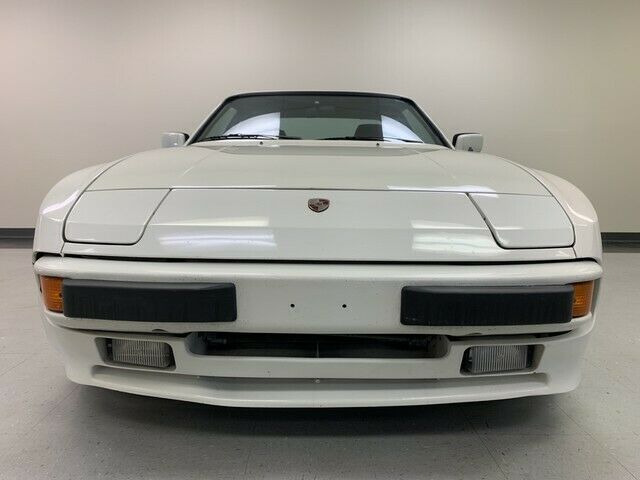 1983 Porsche 944 Low Miles/ Two Owner!/Garage Kept/ Serviced/ Clean - photo 10