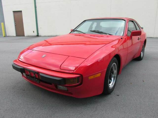 1983 Porsche 944 Base 2dr Hatchback - photo 2