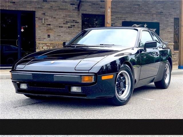 1983 Porsche 944 Base 49,641 Miles Black Clean Carfax 1983 Porsche 944 --