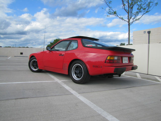 1983 Porsche 944 - photo 2