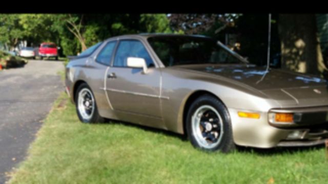 1983 Porsche 944 - photo 3