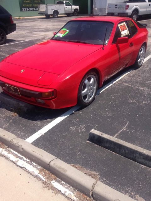 1983 PORSCHE 944 CLEAN MANUAL CHECK CLEAN FLORIDA CAR COLD A/C MUST SEE 1983 Porsche 944