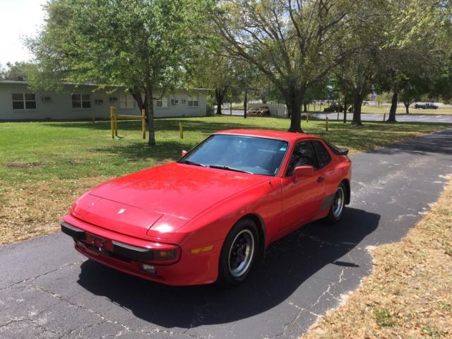 1983 Porsche 944 Base Coupe 2-Door - photo 3