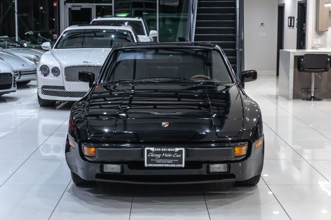 1983 Porsche 944 Manual Transmission! Upgraded Sound System! - photo 6