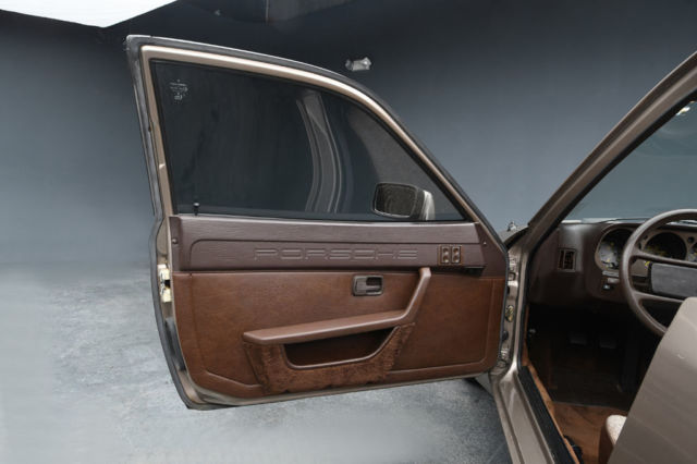 1983 Porsche 944 - photo 5