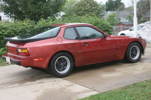 1983 Porsche 944 - photo 2