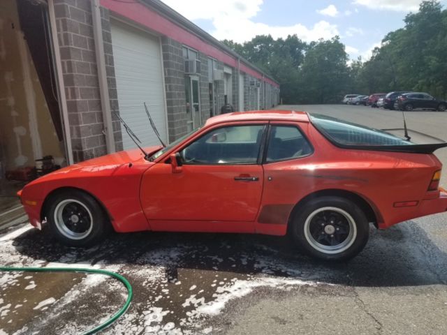 1983 Porsche 944 - photo 2