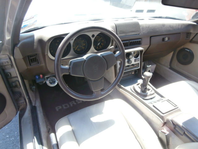 1983 Porsche 944 - photo 7