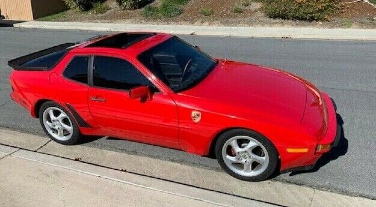 1983 Porsche 944 - photo 2