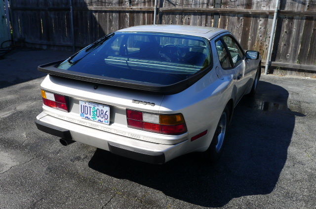1983 Porsche 944 - photo 3
