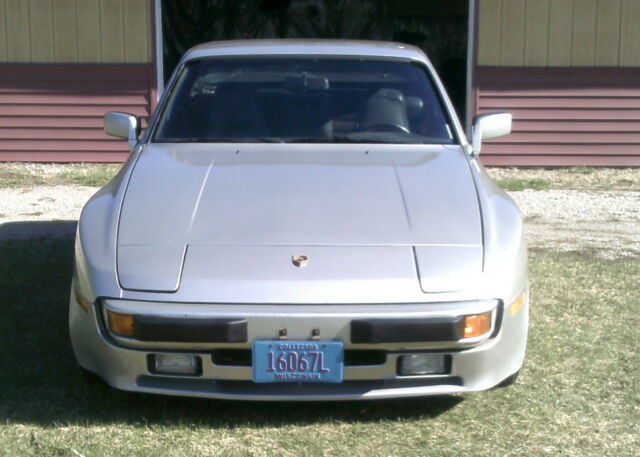 1983 Porsche 944 - photo 3
