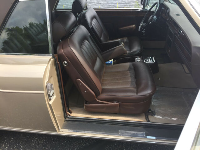 1983 Rolls-Royce Corniche - photo 11