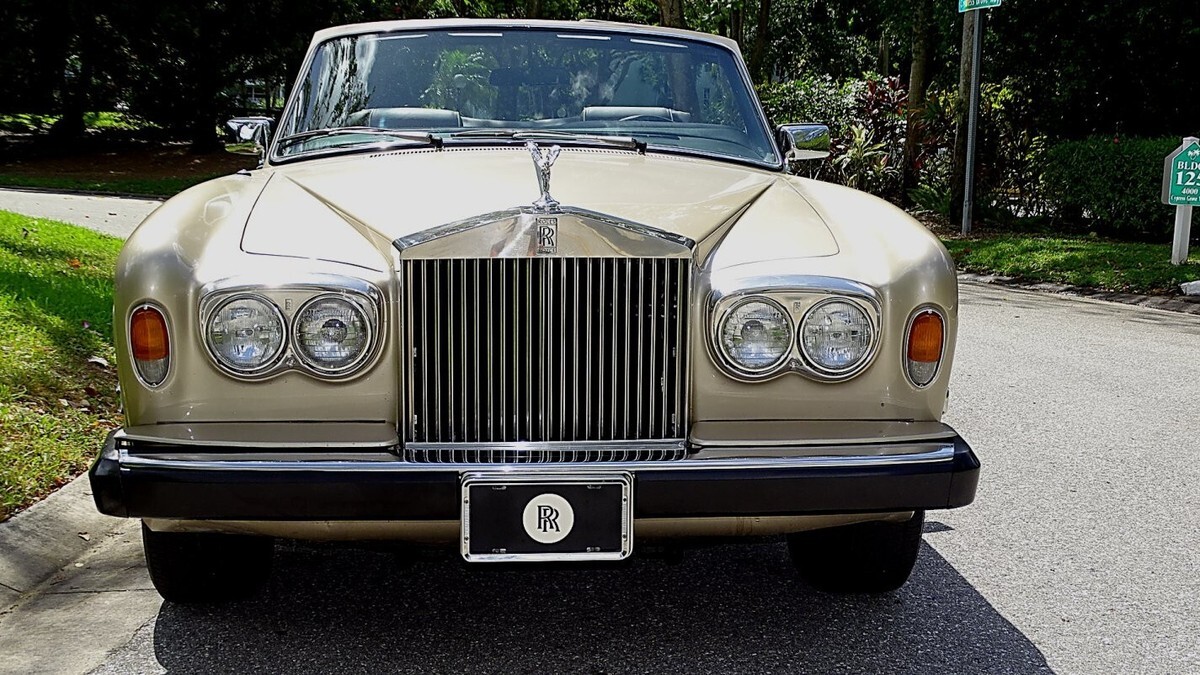 1983 Rolls-Royce Corniche - photo 13