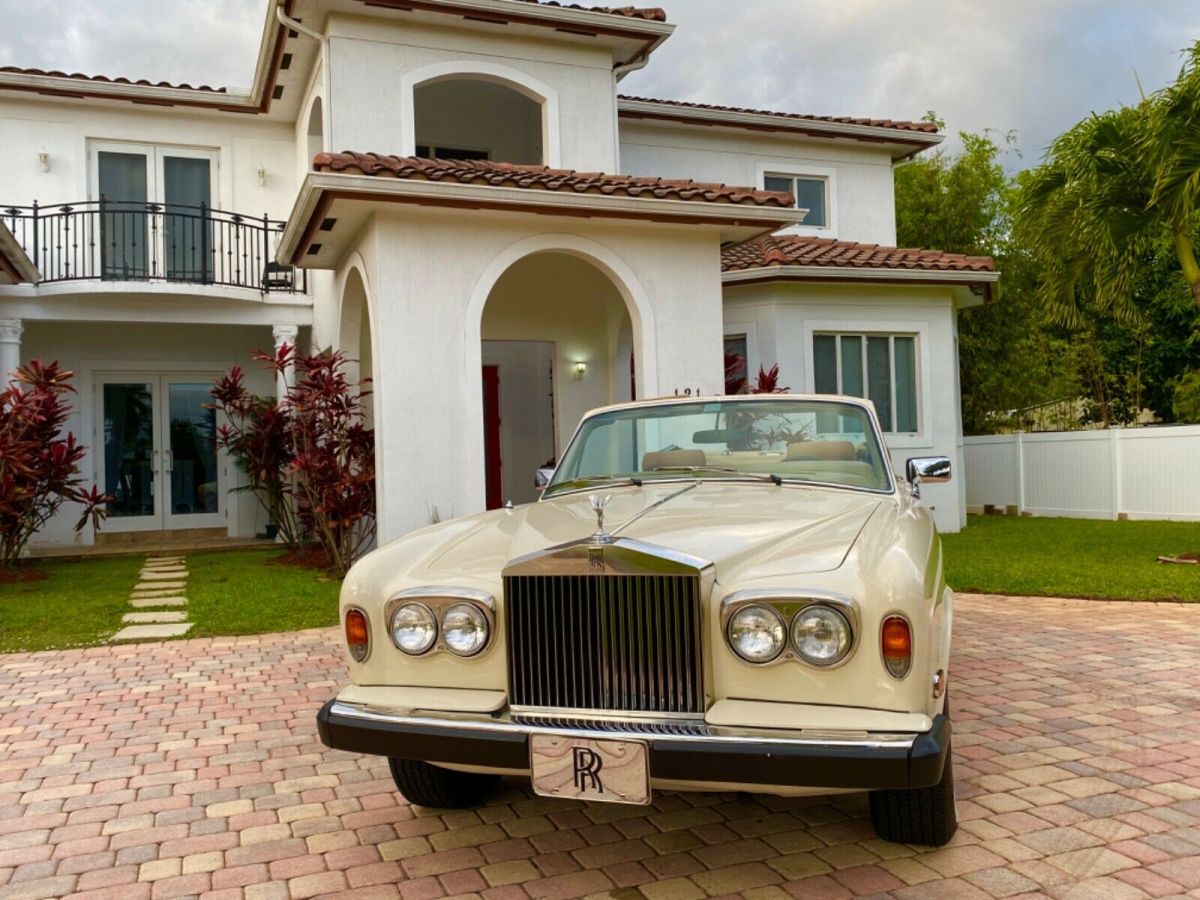 1983 Rolls-Royce Corniche - photo 2