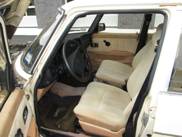 1983 Saab 900 - photo 8