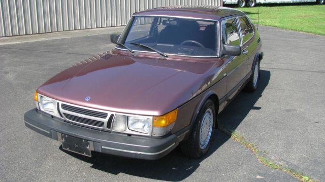 1983 Saab 900 Sedan S - photo 11