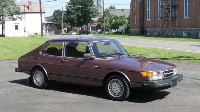 1983 Saab 900 Sedan S - photo 7