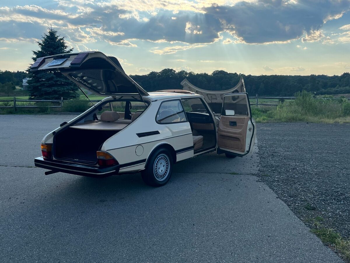 1983 Saab 900 - photo 12