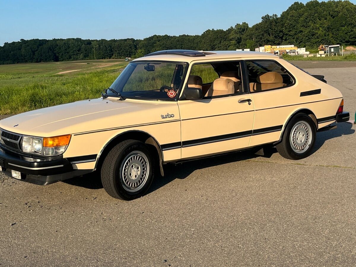 1983 Saab 900 - photo 9