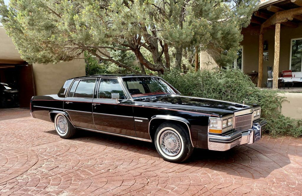 1983 Cadillac Brougham - photo 3